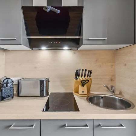 Appartement Suite4me I Klimaanlage I Balkon Dietzenbach